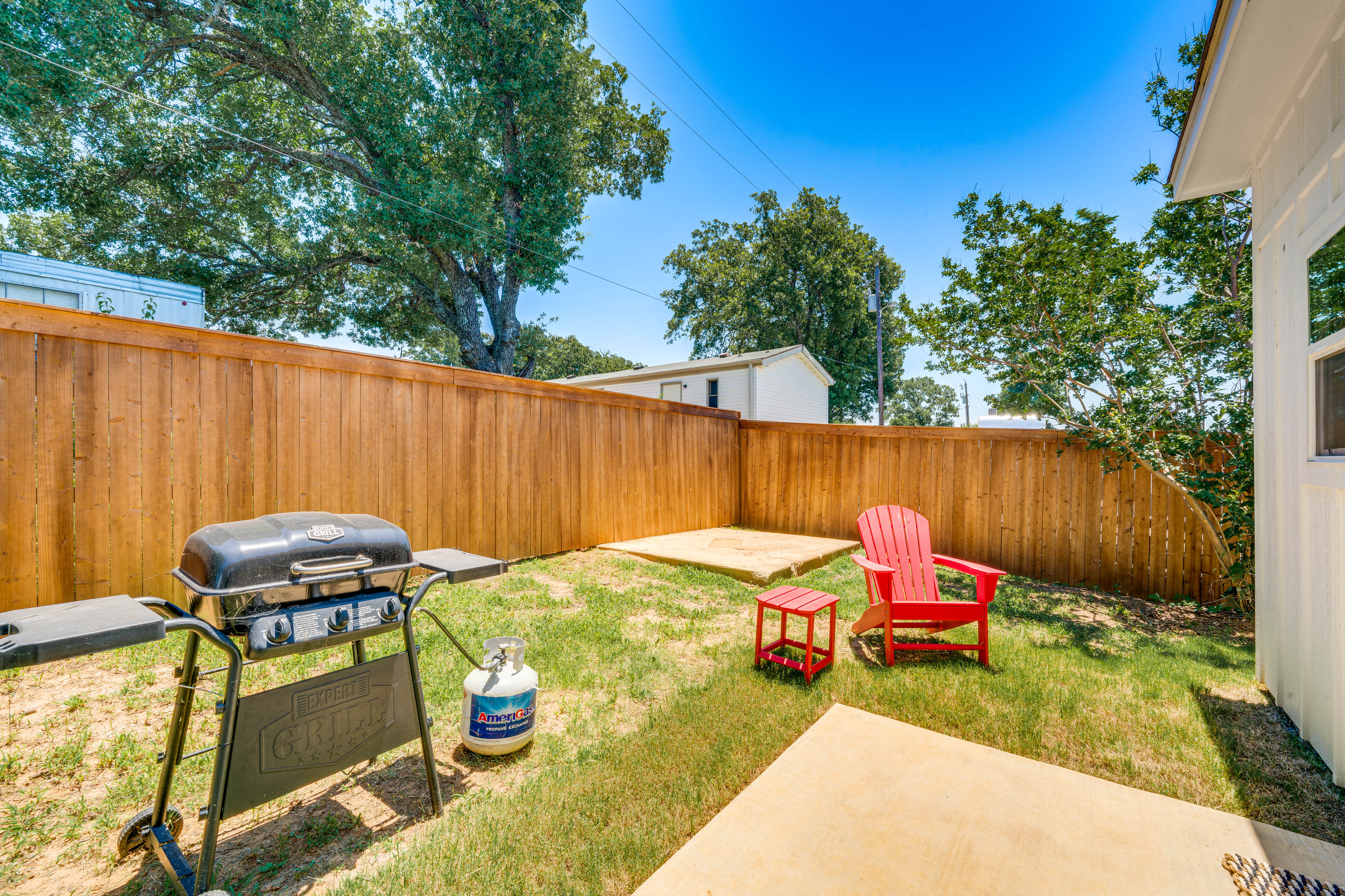 Property Image 2 - Cozy ‘Two Peaks’ Home Near Lake Texoma State Park!