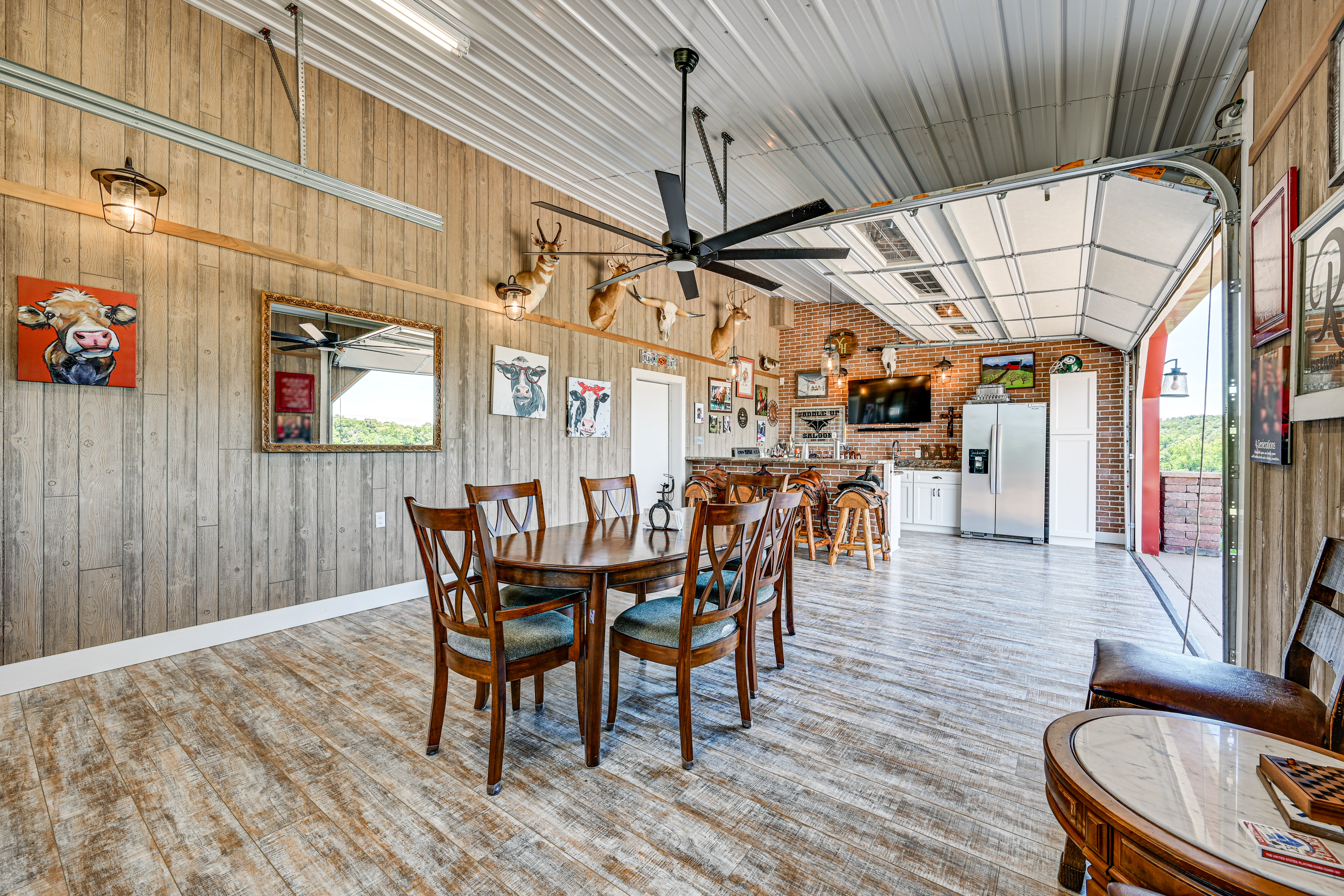 Unique Stay: Barndominium Near Rough River Lake!