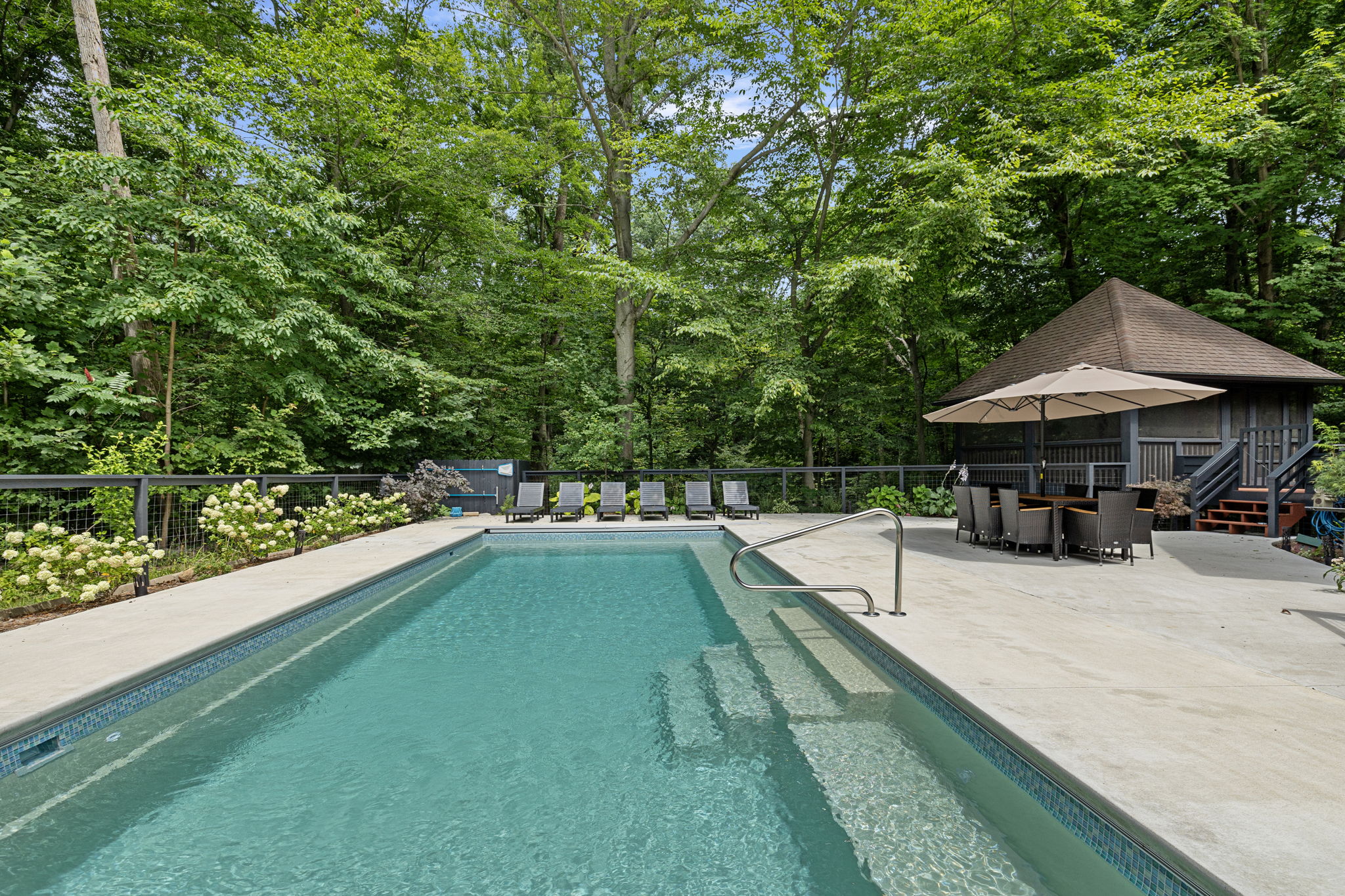 Your private oasis awaits – perfect for sunbathing, swimming, and unwinding.