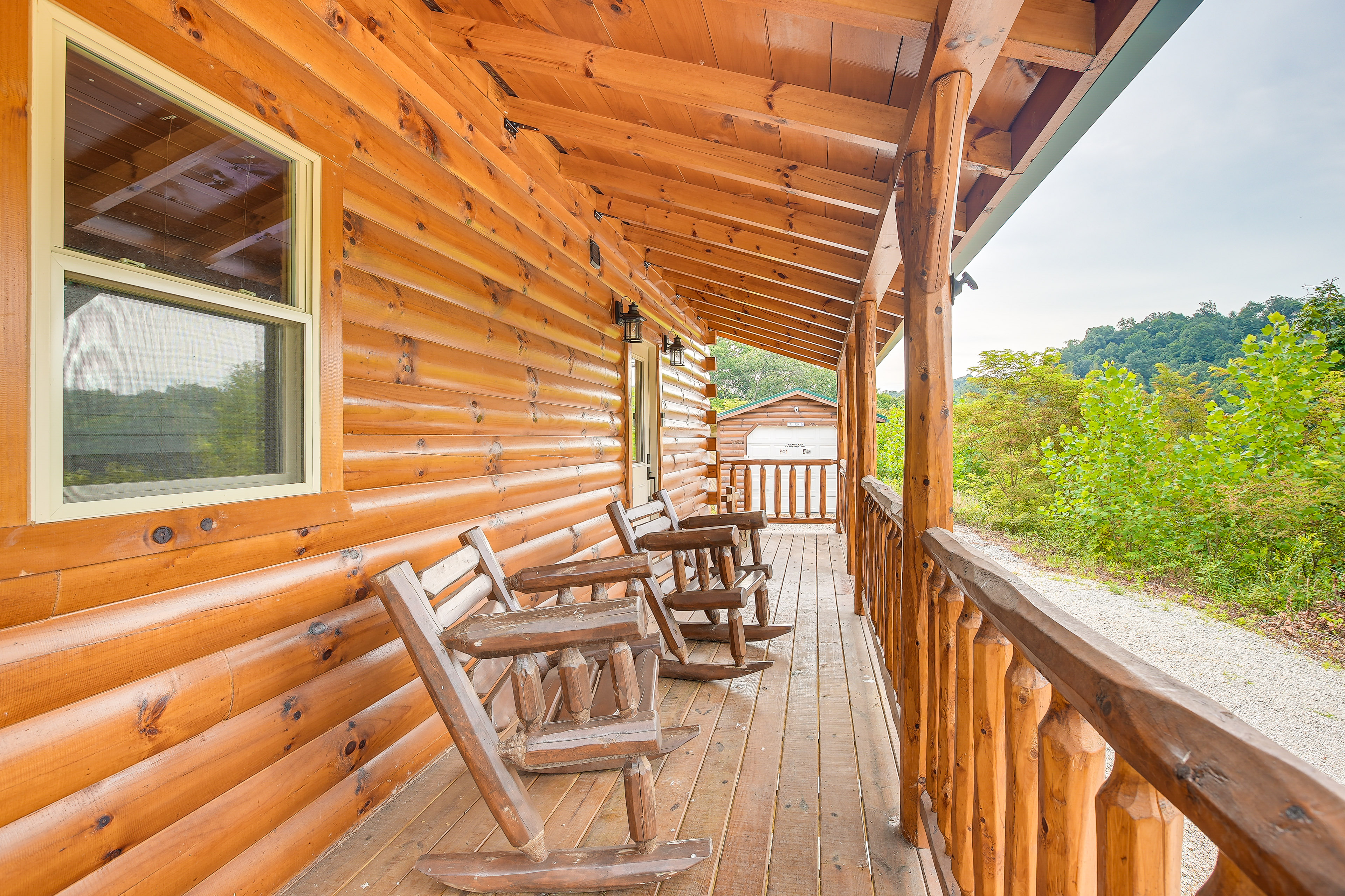 Property Image 1 - Chillicothe Cabin Near Hocking Hills State Park!