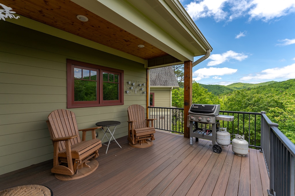 Relax on the deck & take in the gorgeous views while whipping up a delicious meal using the gas grill