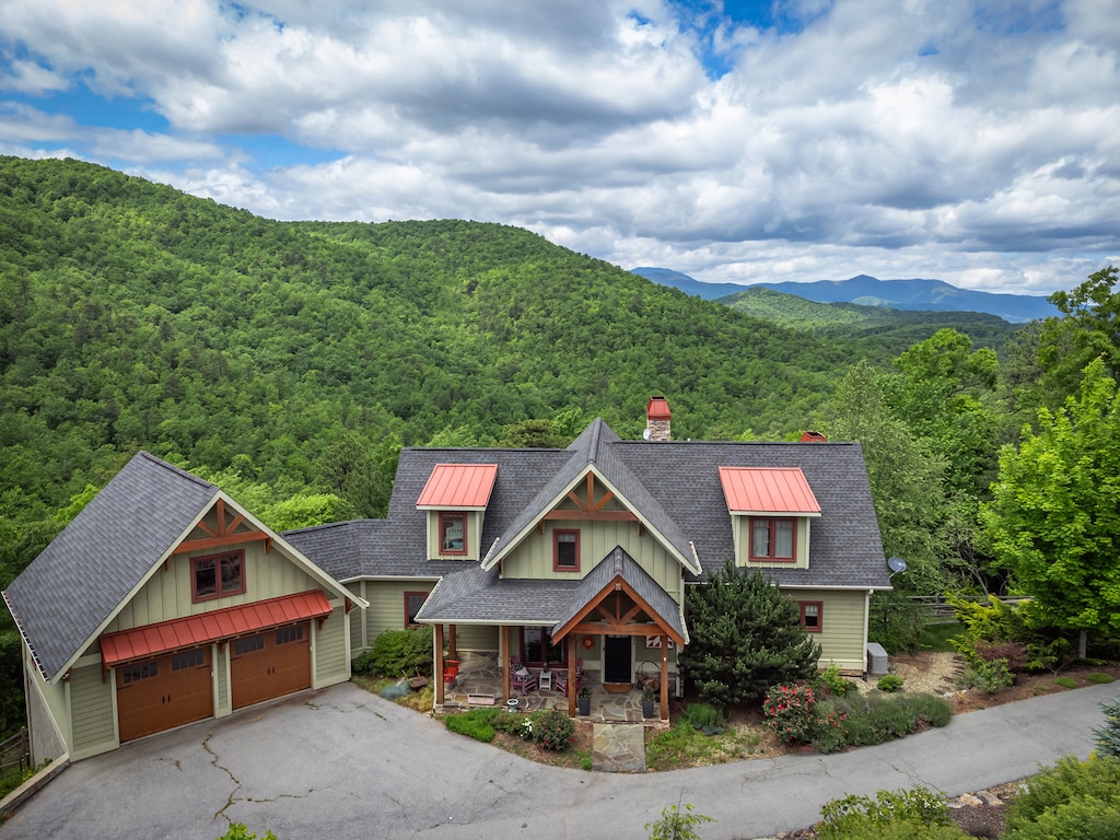 Seclusion and stunning scenery are yours at Frolly Falls!