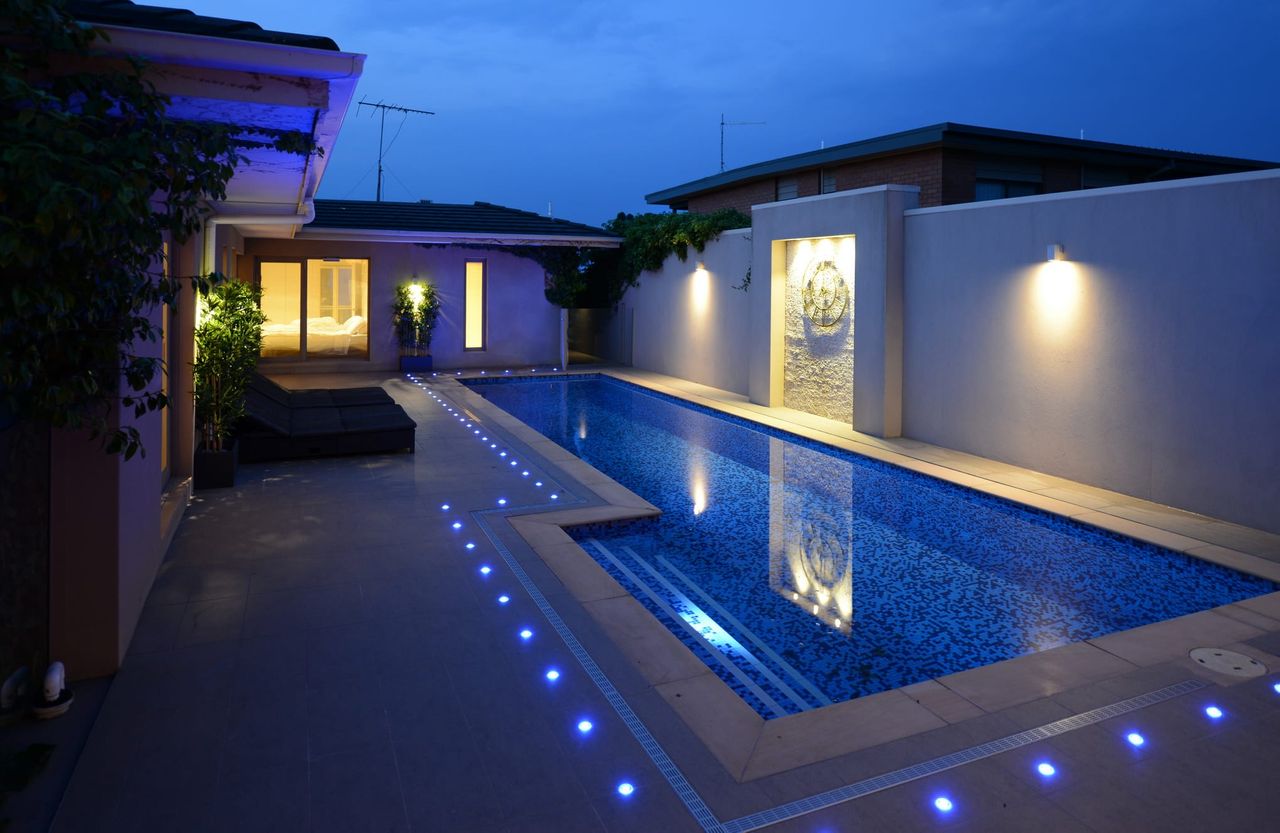 Property Image 2 - Kraimorie - Clifftop Entertainer Pool and World Class View