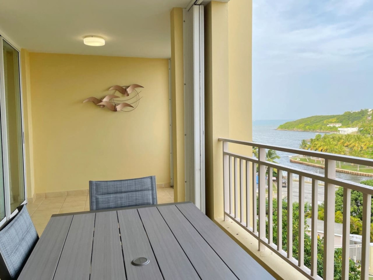 Property Image 2 - Ocean View in Central Apartment with Pool