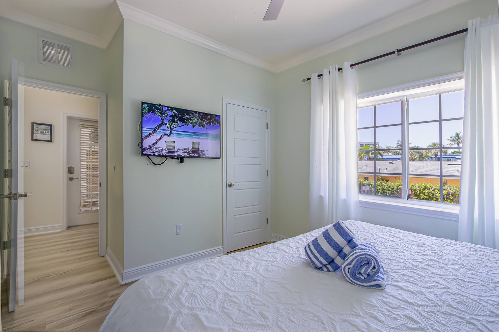 Beach Club Cute Cottage in C Bldg.