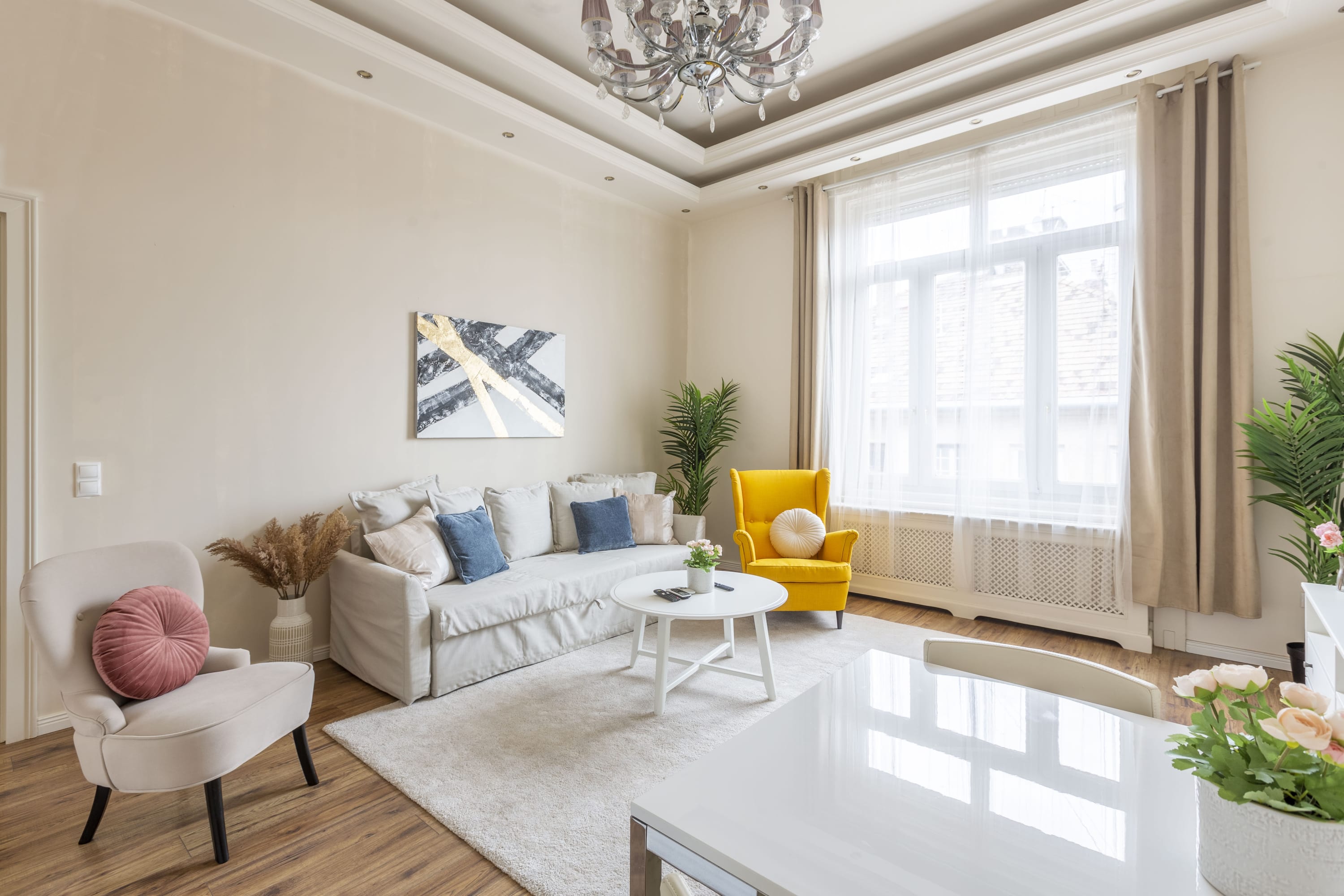 Property Image 1 - Luxurious Central Apartment in Liszt Ferenc Square