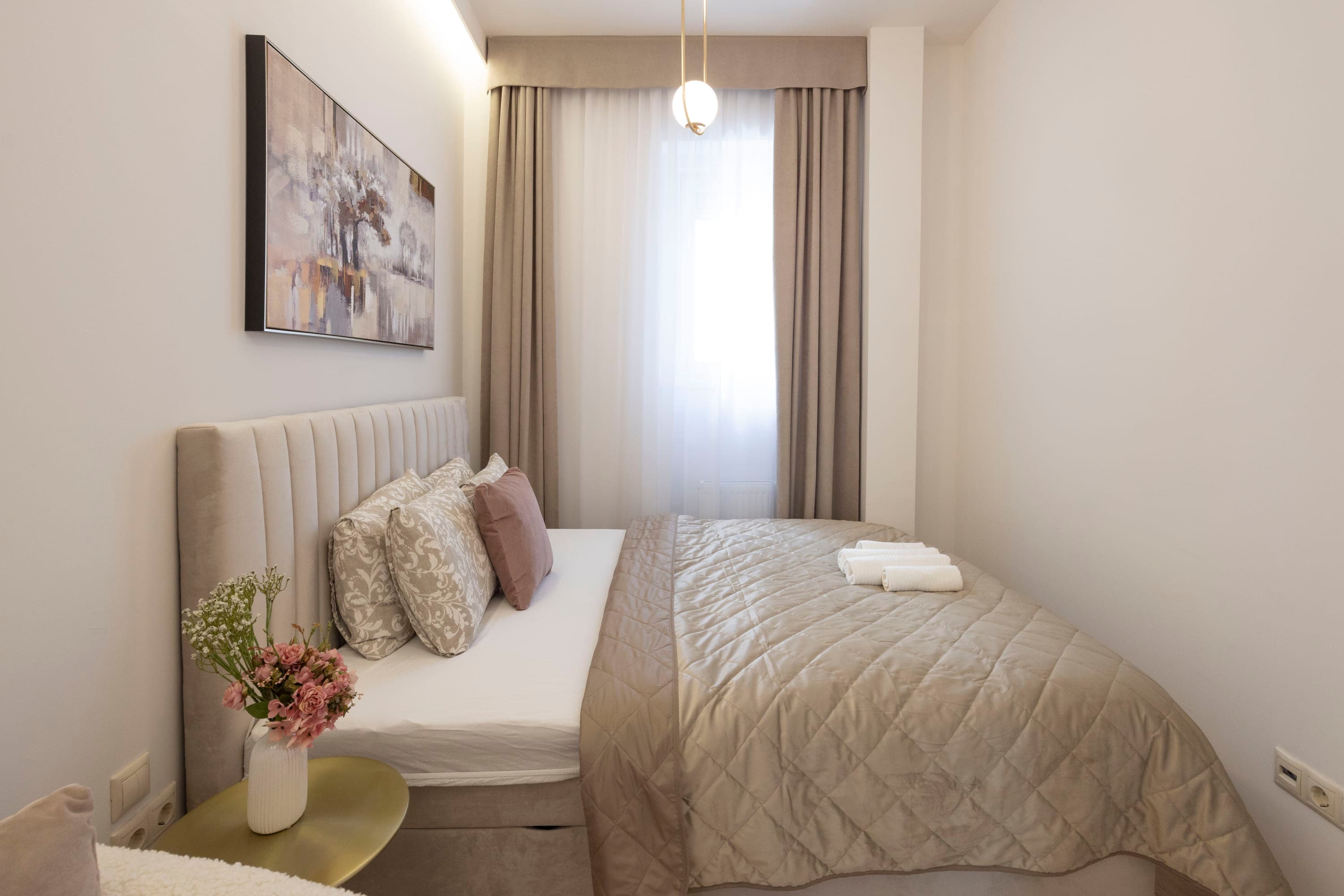 Luxurious Central Apartment w/ a Basilica View Luxurious Central Apartment w/ a Basilica View