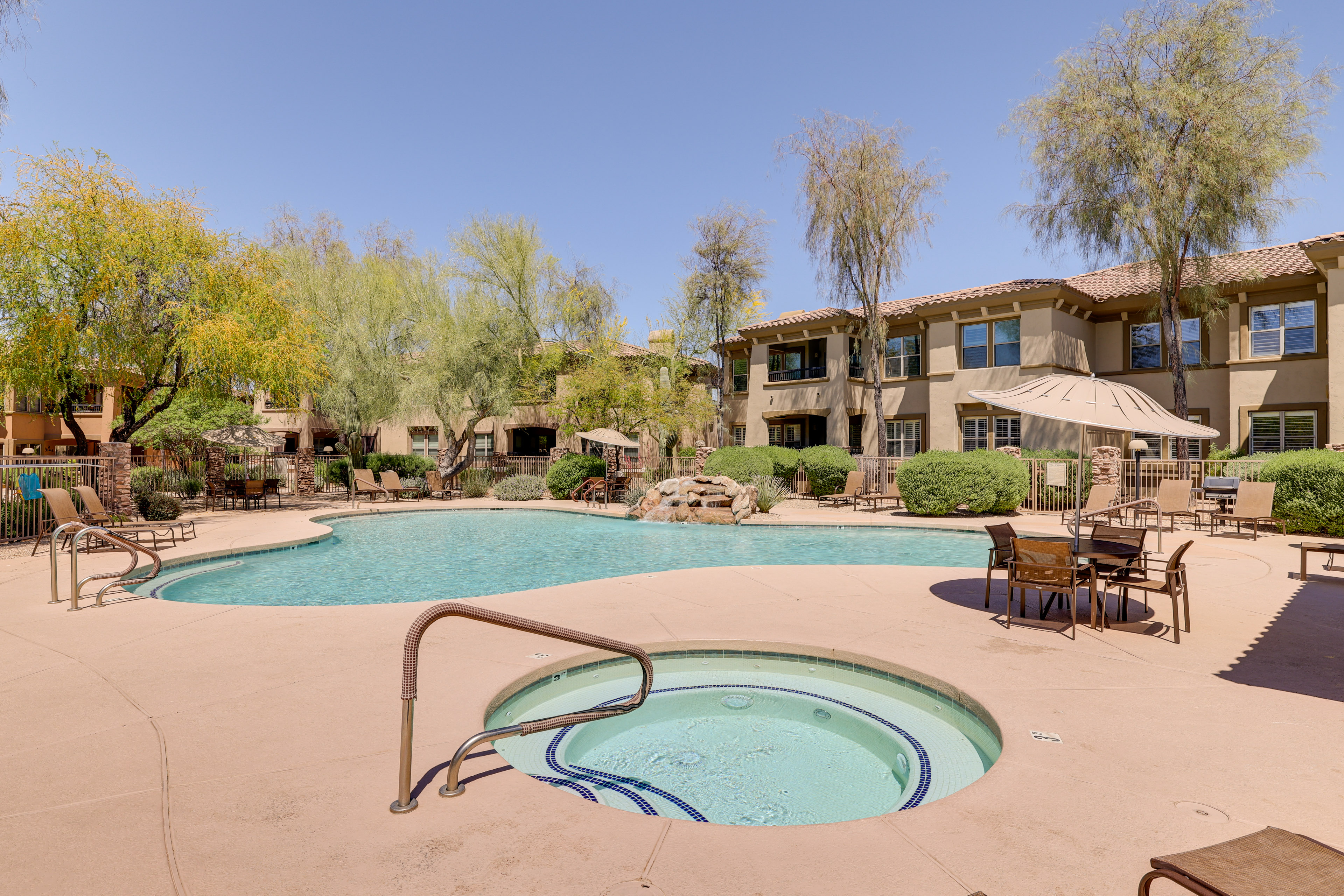Property Image 2 - Quiet Condo w/ Pool Access, 4 Mi to TPC Scottsdale