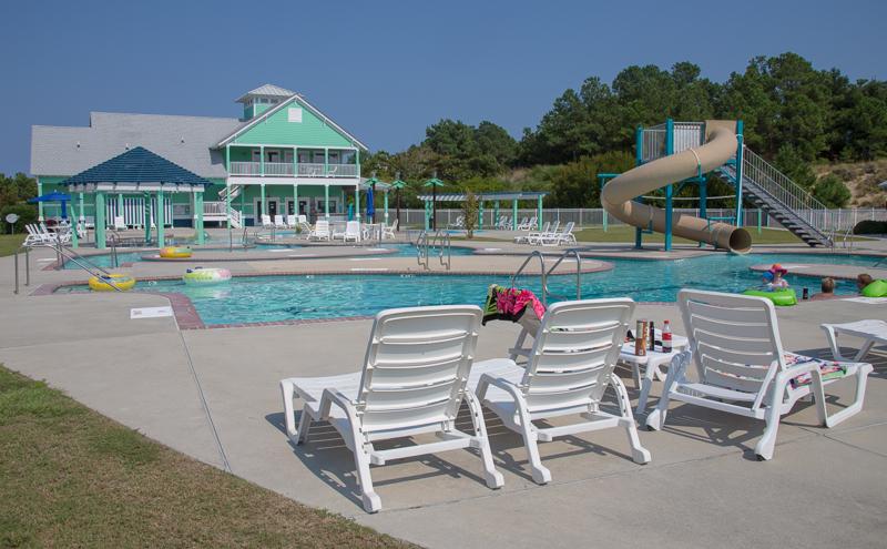 Bermuda Bay Community Pool