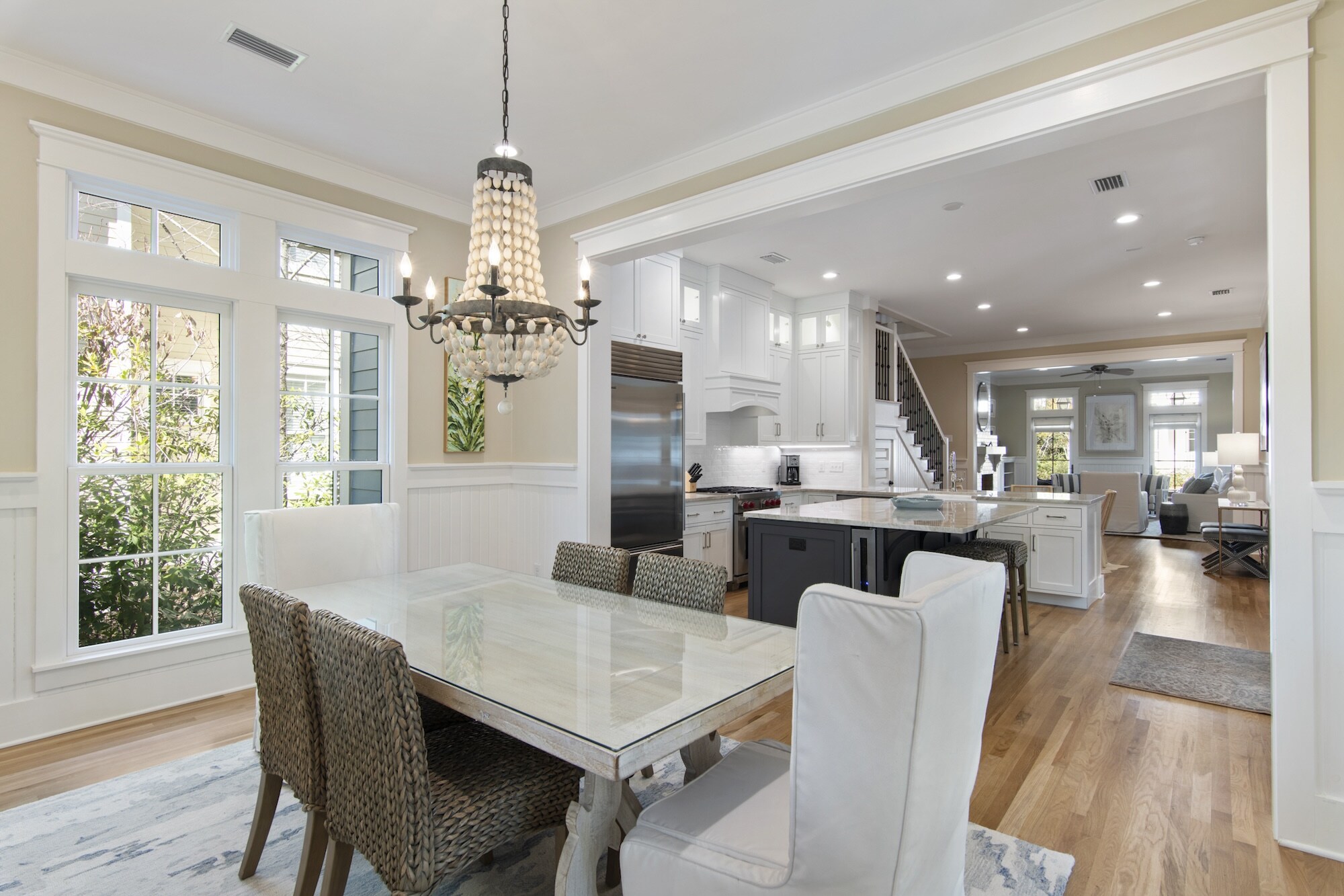 First Floor: Dining Area