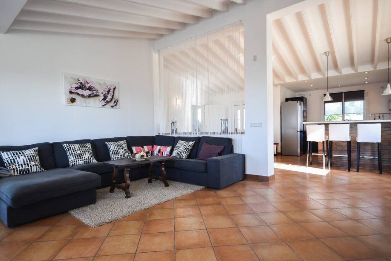 Property Image 2 - Amazing holiday home directly at the beach in Costabella, Marbella