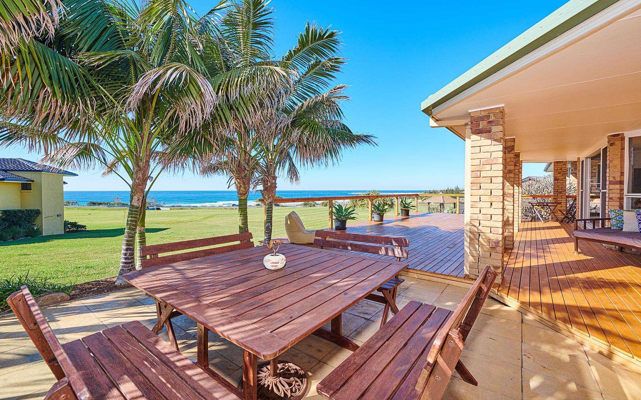 Property Image 1 - Sea Deck