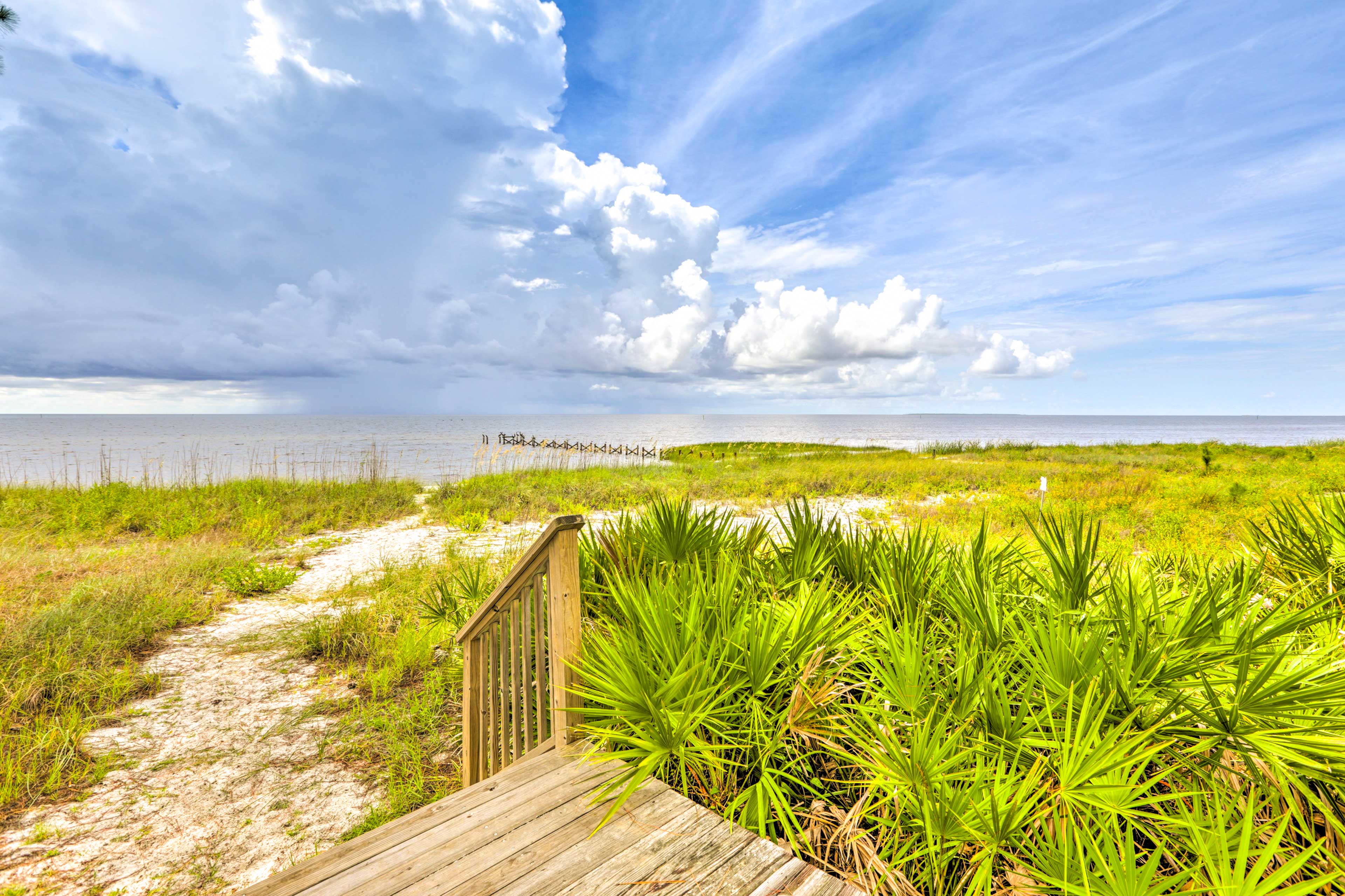 Property Image 2 - Peaceful Carrabelle Home w/ Pool & Beach Access!