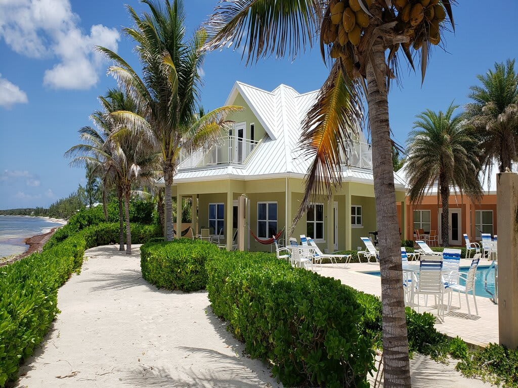 Property Image 1 - Luxury 3bd Beach Front, # 4 Green, Stunning Views