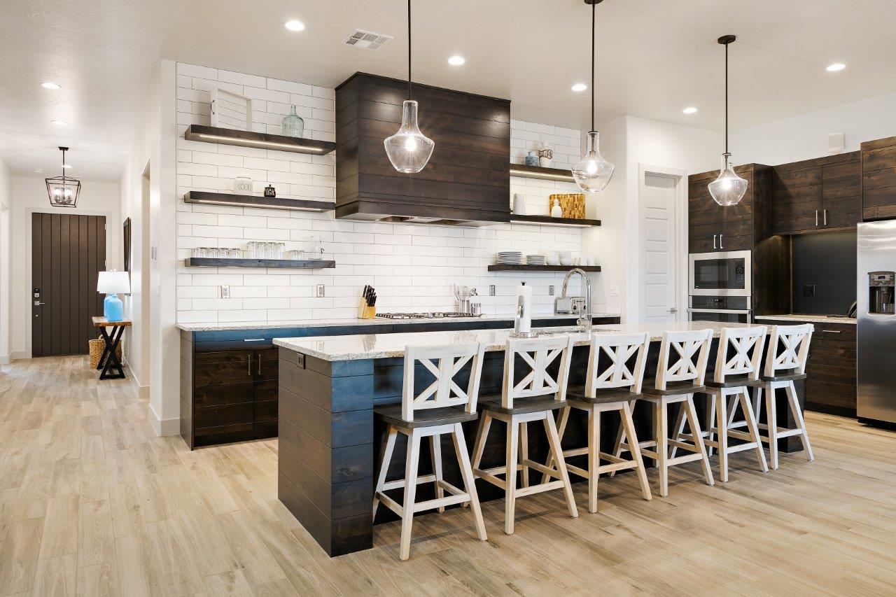 Arcadia #21 - Mealtime is easy in this spacious kitchen stocked with appliances and utensils!