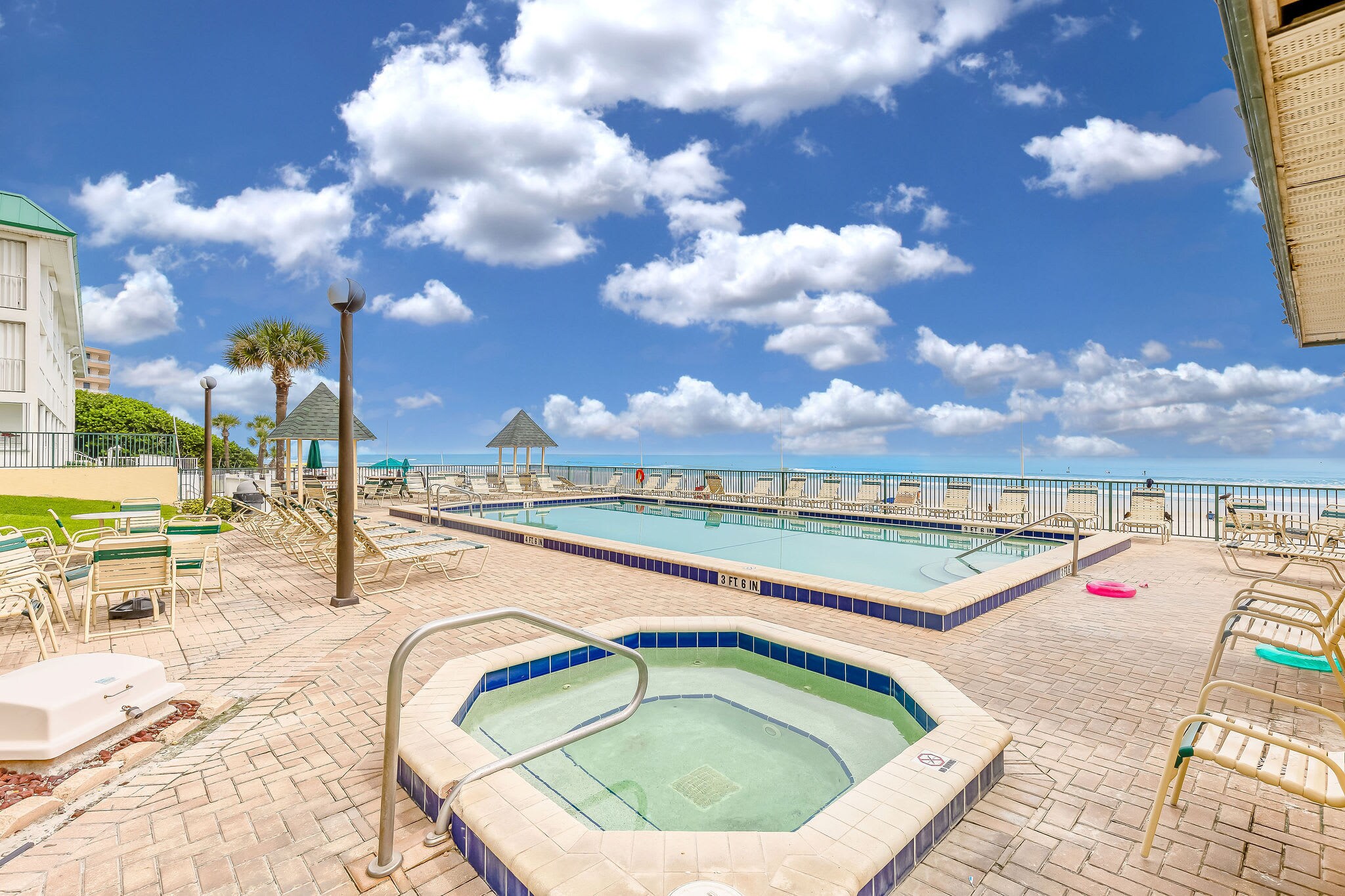 Our brand-new sparkling pool and relaxing hot tub overlooking the Atlantic have just been completed for you to enjoy!