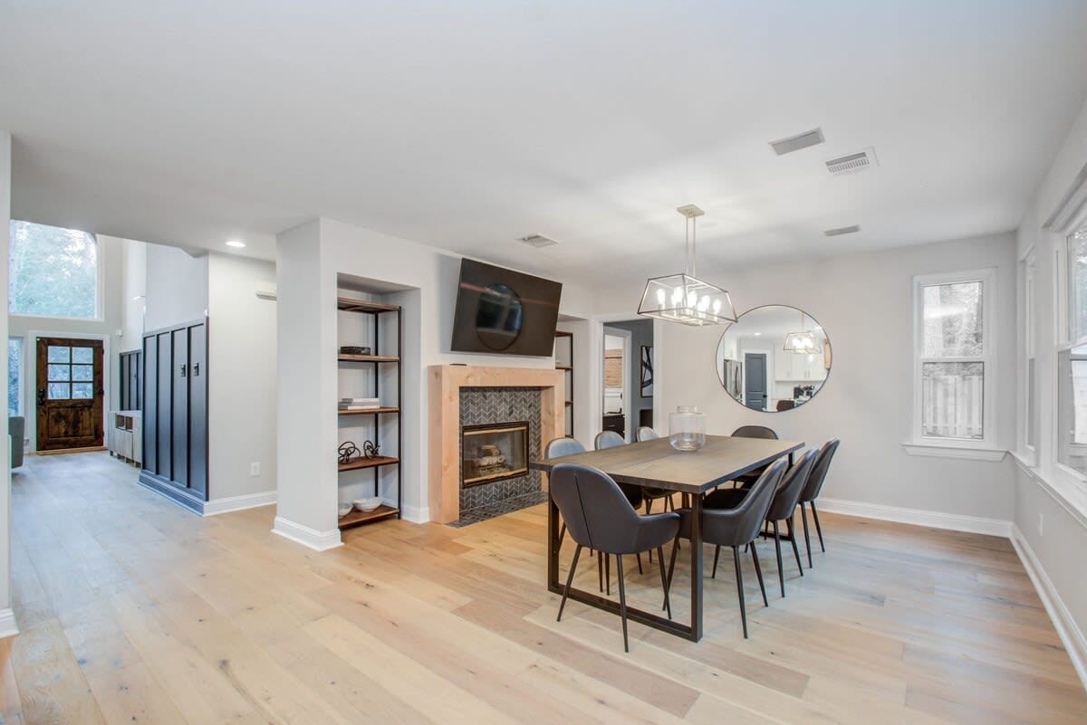 Luxury Mansion Dream Home - 6 Bed, Pool, Grill Luxury Mansion Dream Home - 6 Bed, Pool, Grill