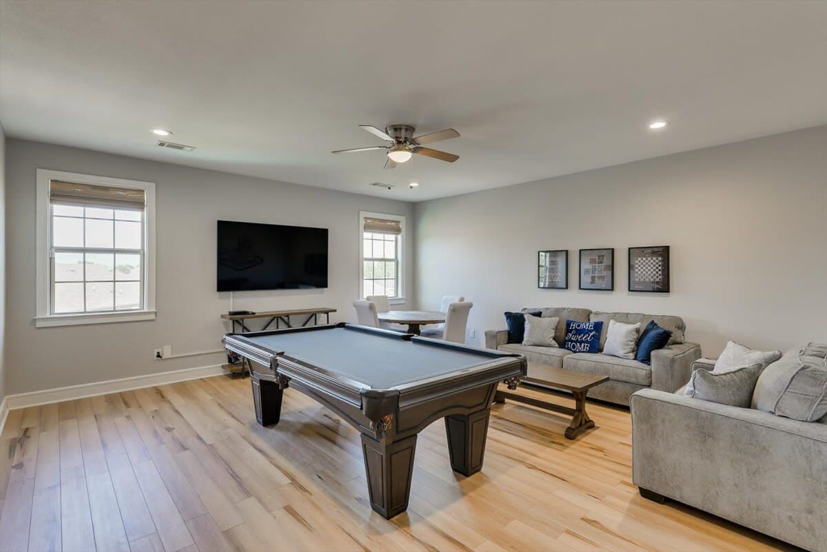 Vibrant Texas Escape | 5BR, Pool & Hot Tub Vibrant Texas Escape | 5BR, Pool & Hot Tub