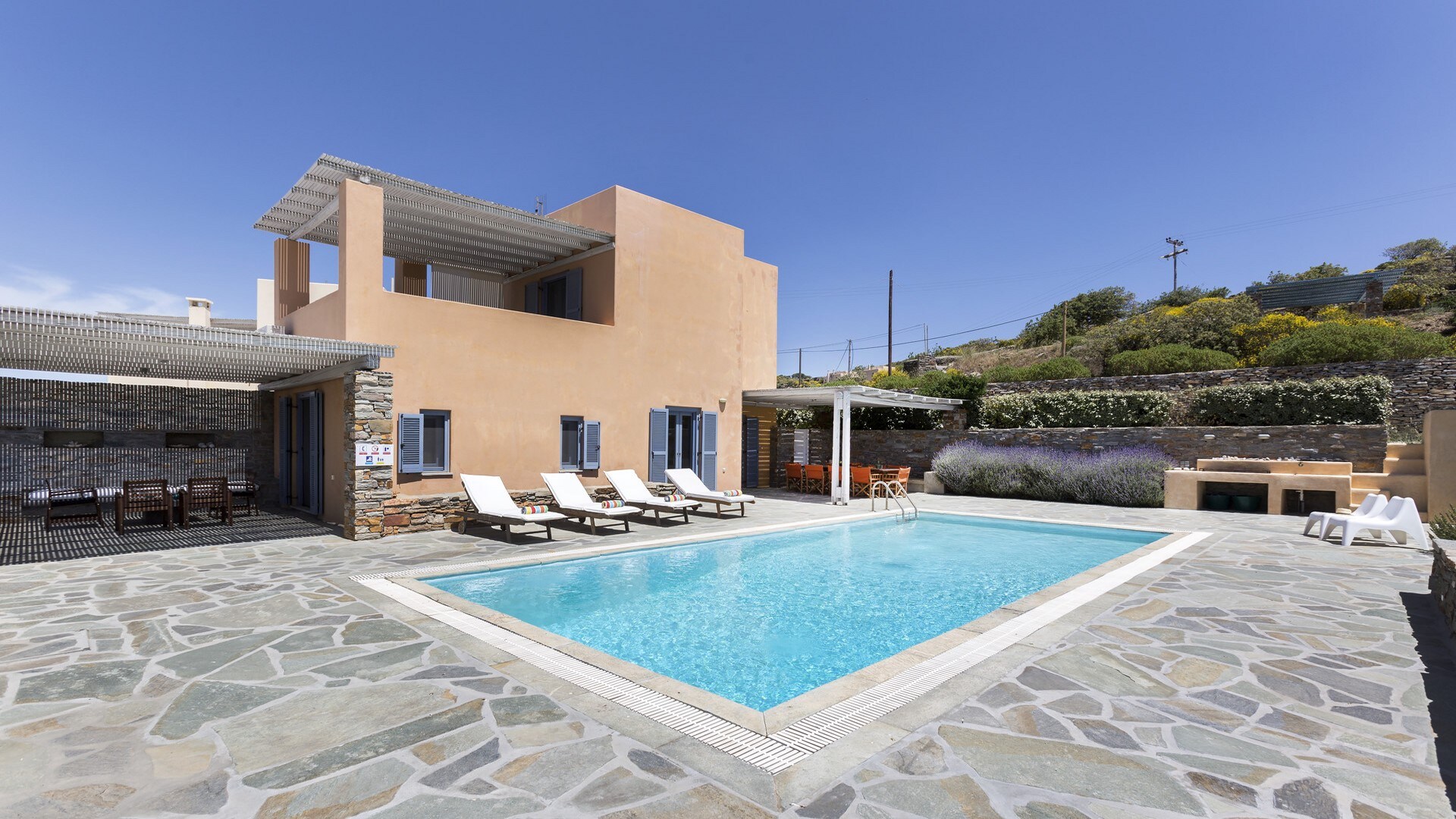 Property Image 1 - Villa Levanda