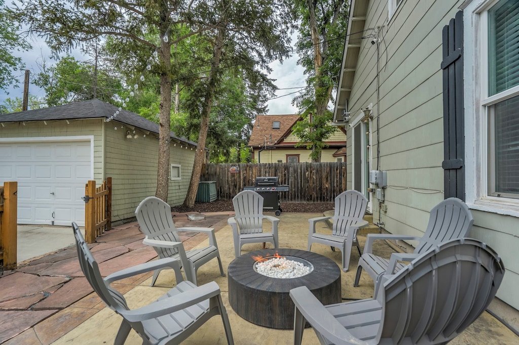 Gather 'Round the Firepit! Experience the Enchanting Ambiance, Breathe in the Fresh Colorado Air, and Feel the Warmth of the Fire