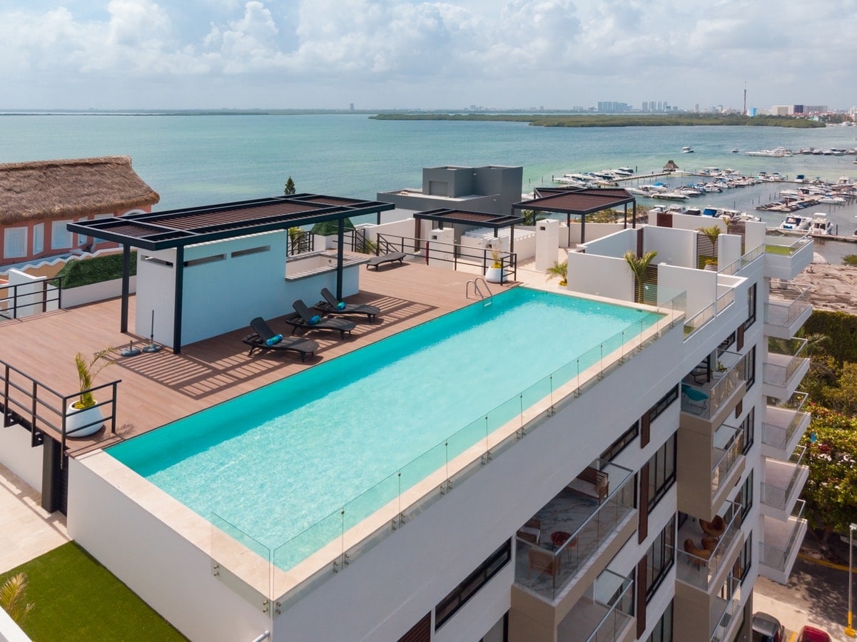 Property Image 1 - 2BR Modern Apt w/ Best Rooftop View in Cancun