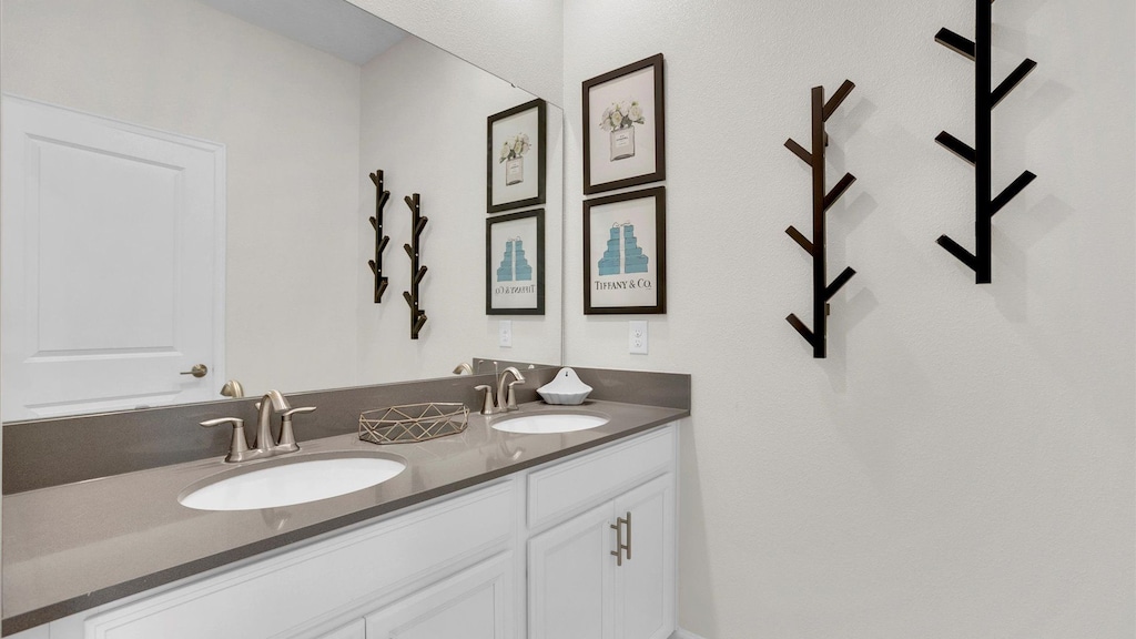 Hall Bathroom 4 Downstairs