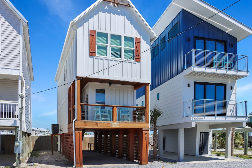 Bucket List Main Floor Deck