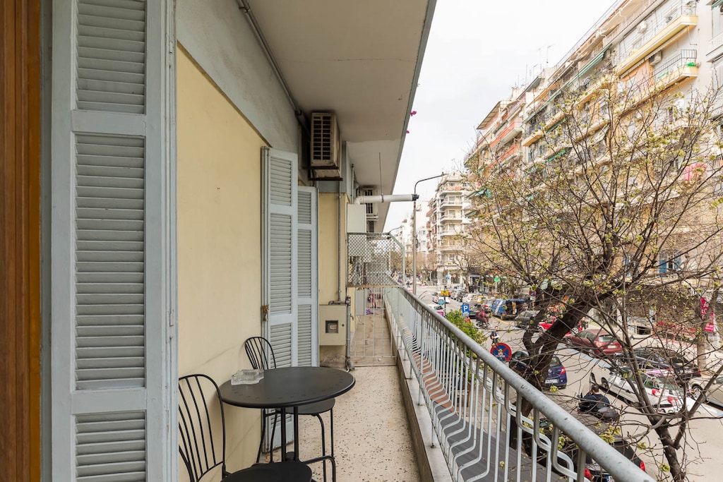 Balcony with street view