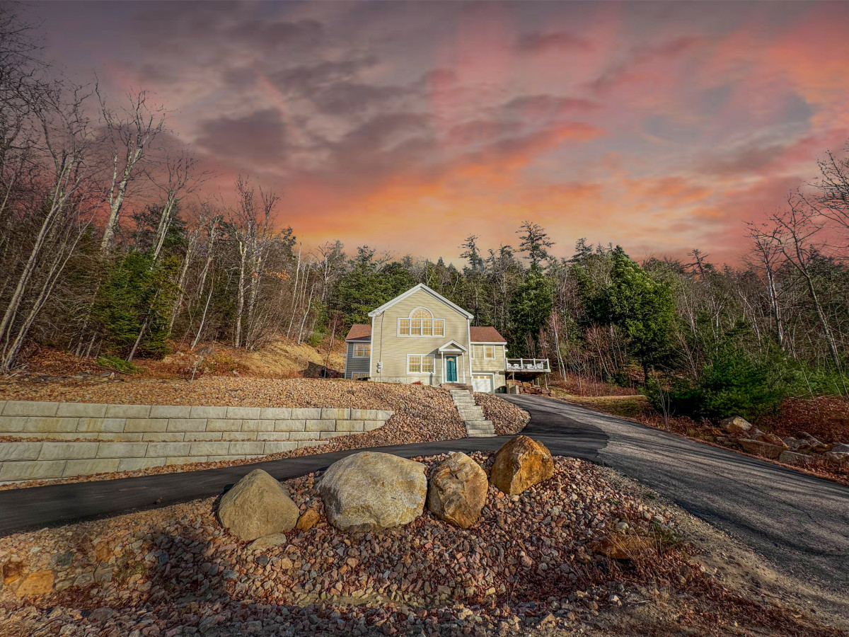 Property Image 2 - The Jackson Hideaway | Incredible Views + Hot Tub