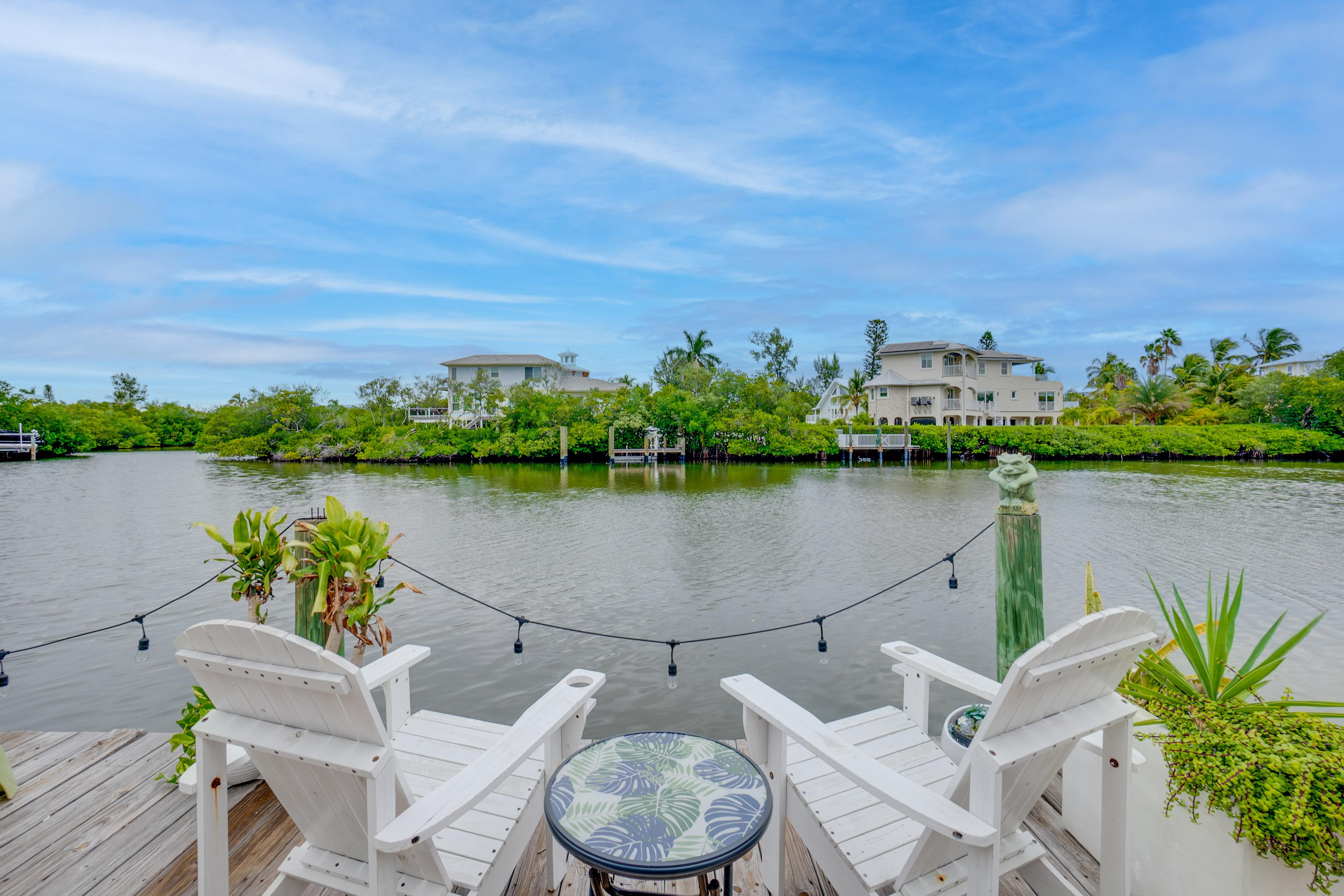 Property Image 1 - Manatee Retreat Unit A