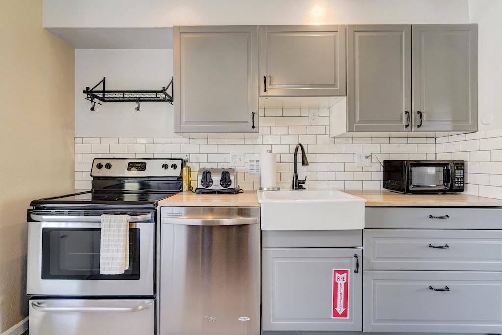 Compact kitchen convenience.