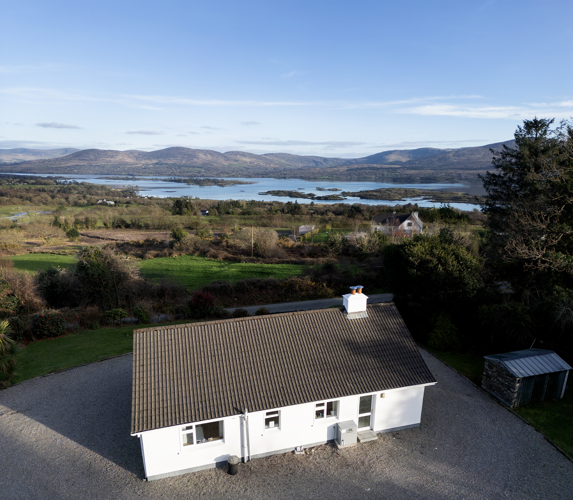 Seanacnoc Cottage overlooking Kenmare Bay