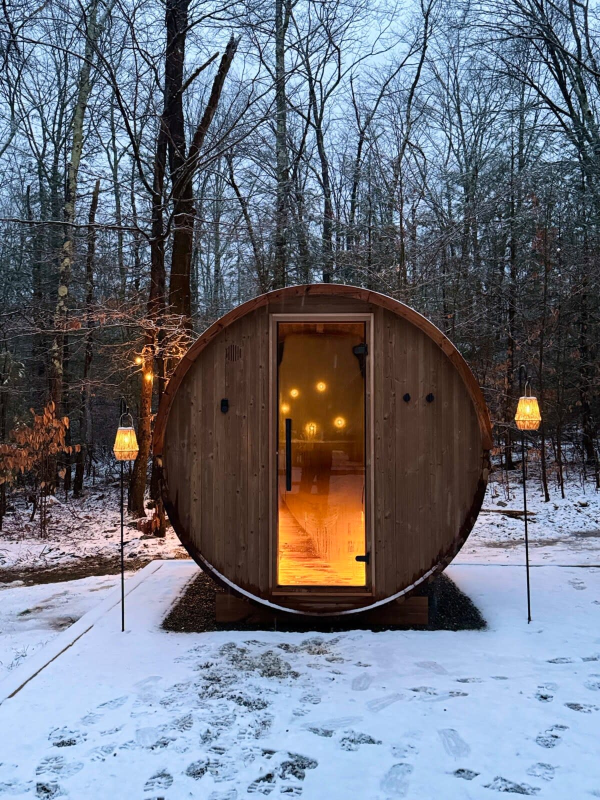 Property Image 1 - Spirit Cabin: Lakefront w/Pool-Sauna-Cold Plunge