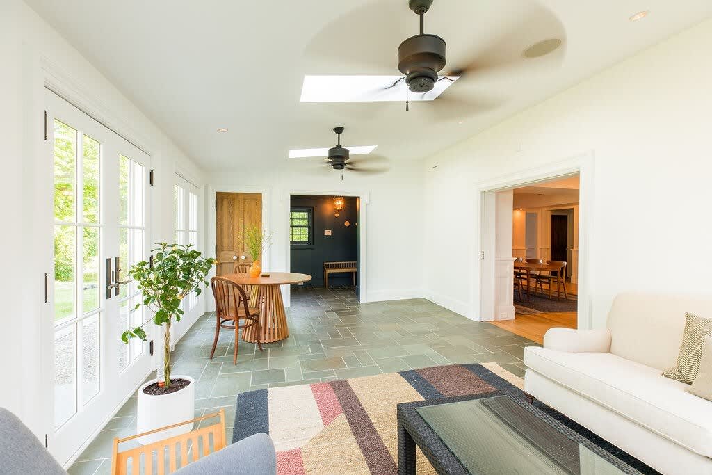 The Wright House - Elegant Country Escape