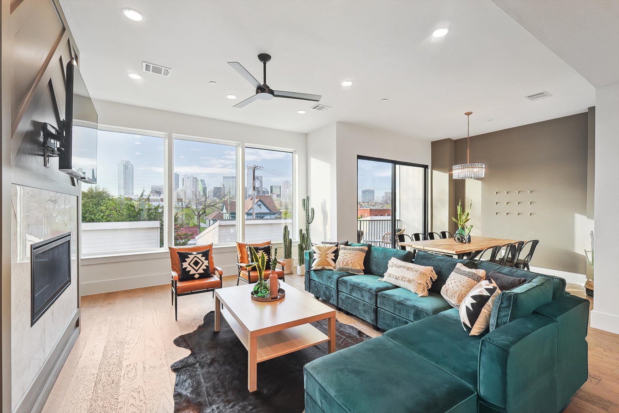 Primed for fun entertaining times with four floors of luxury living and a roof garden, this vacation home is also conveniently located near Dallas’ top attractions!