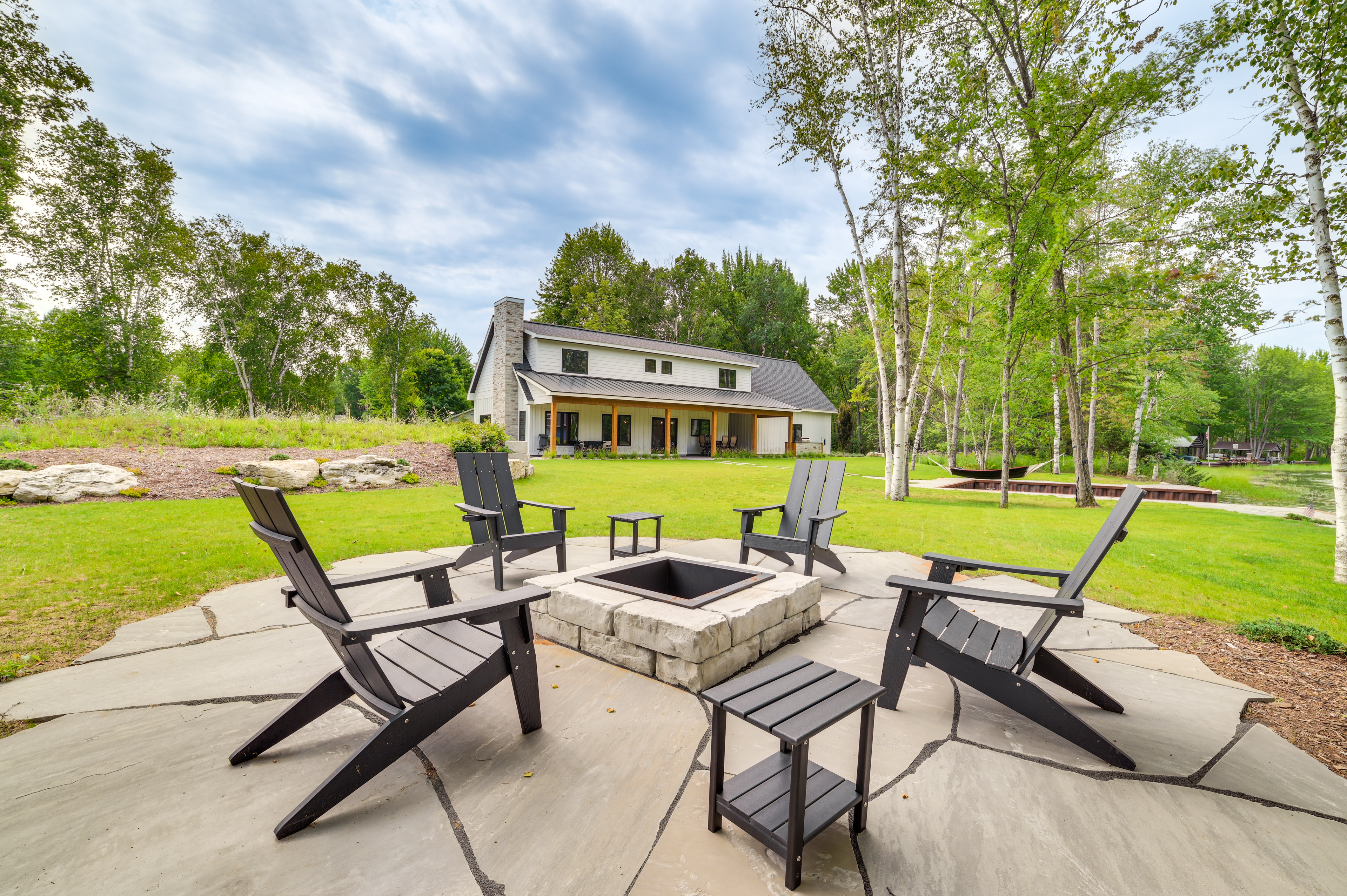 Property Image 1 - Cottage on Crooked River w/ Dock + Slip!