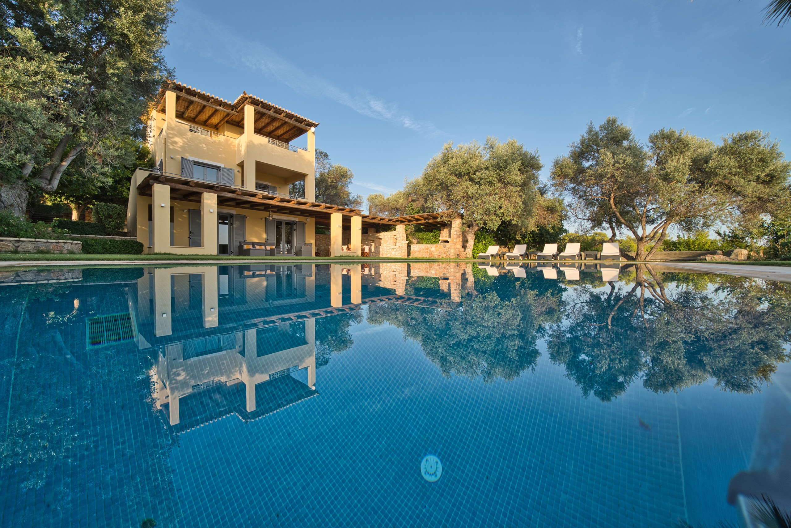 Property Image 2 - Villa Clamour