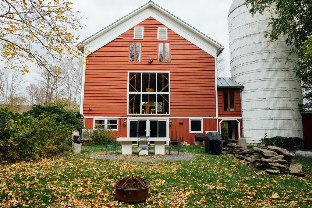 Property Image 2 - The Barn @Doodletown: Renovated Barn w/ Firepit