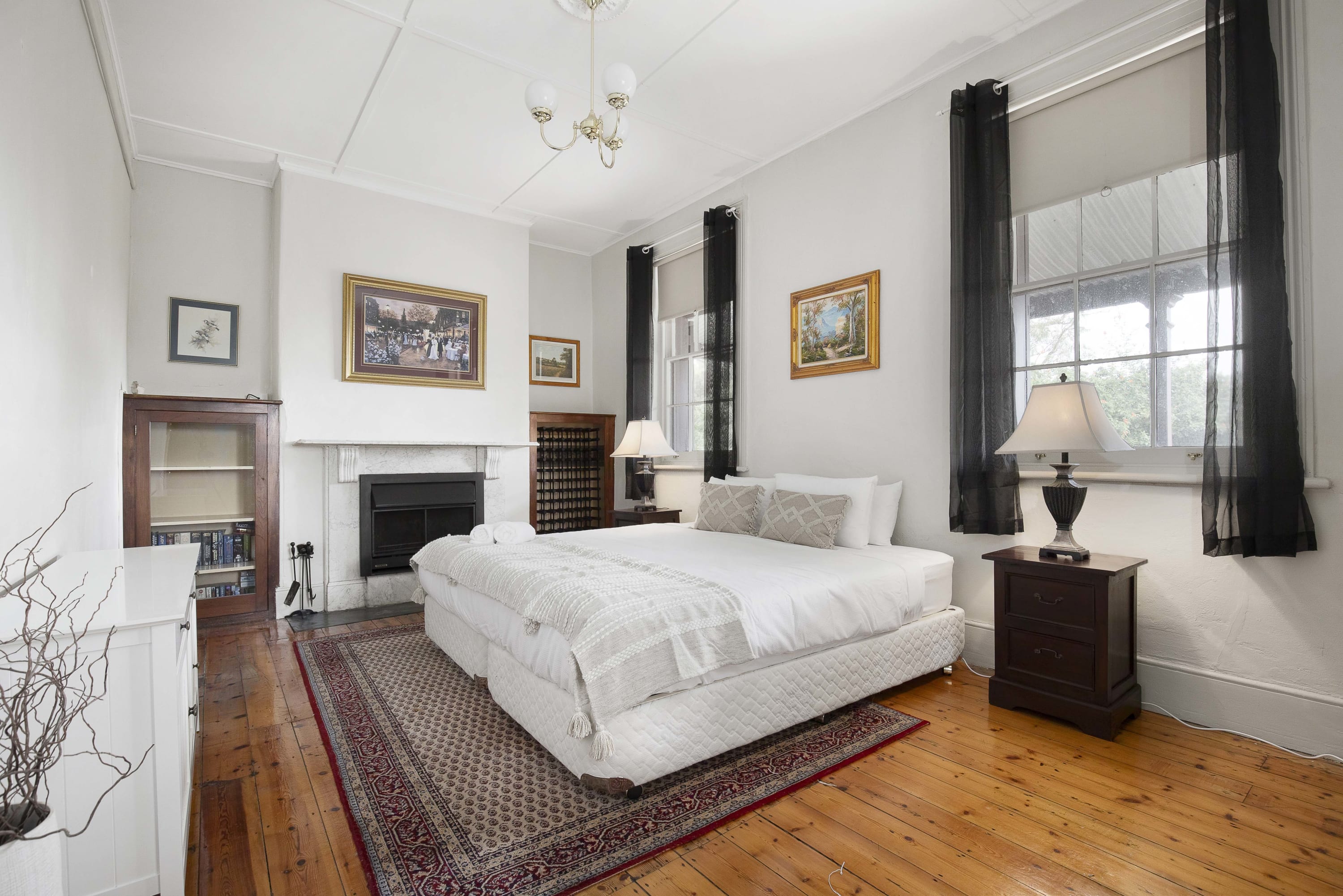 Property Image 2 - The Postmaster’s Manor | Willunga Heritage Hideaway