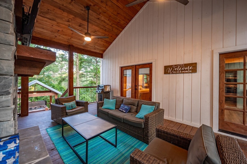 Each master suite has private access from the breezeway