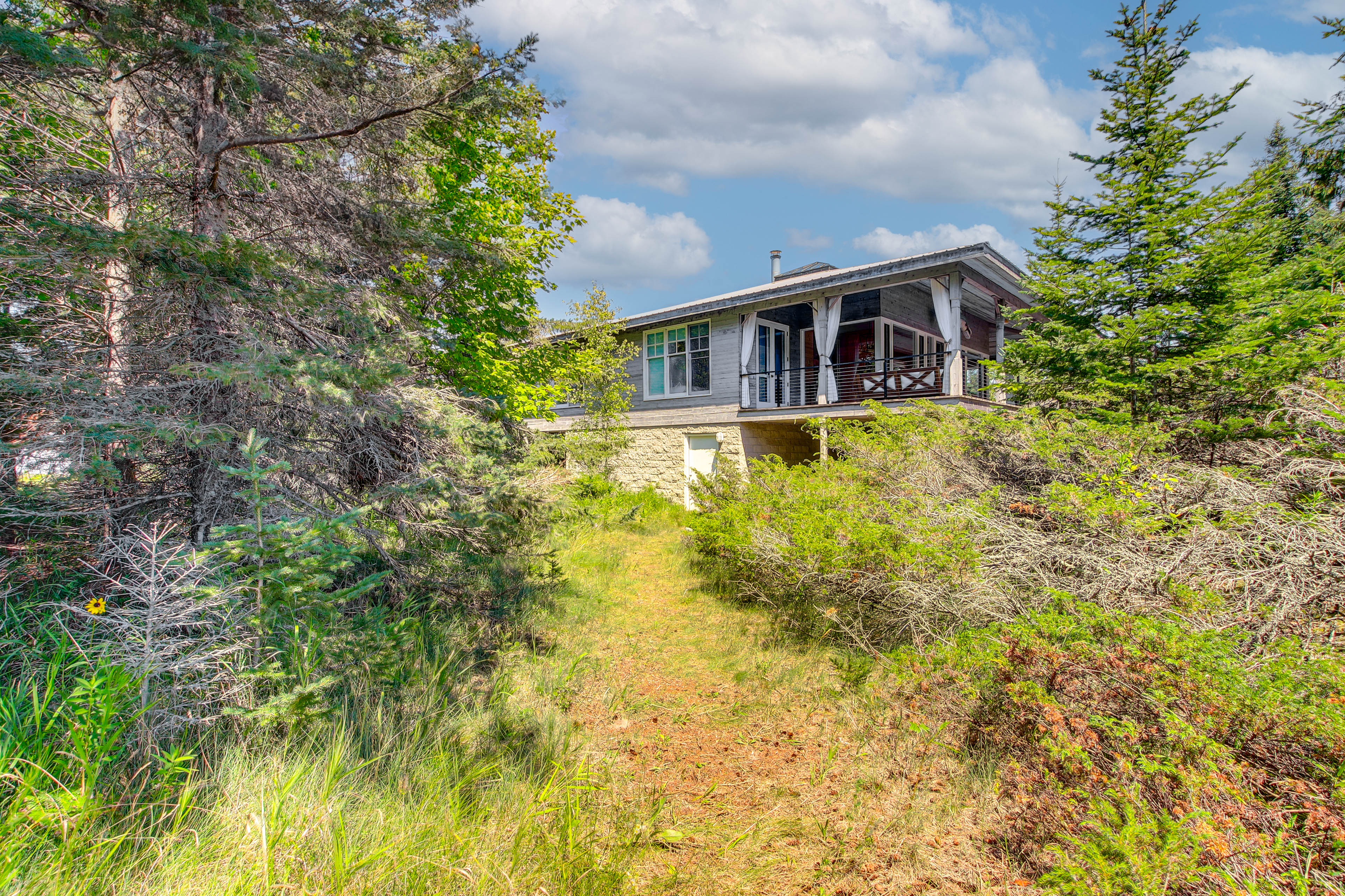 Serene Washington Island Getaway w/ Private Beach!