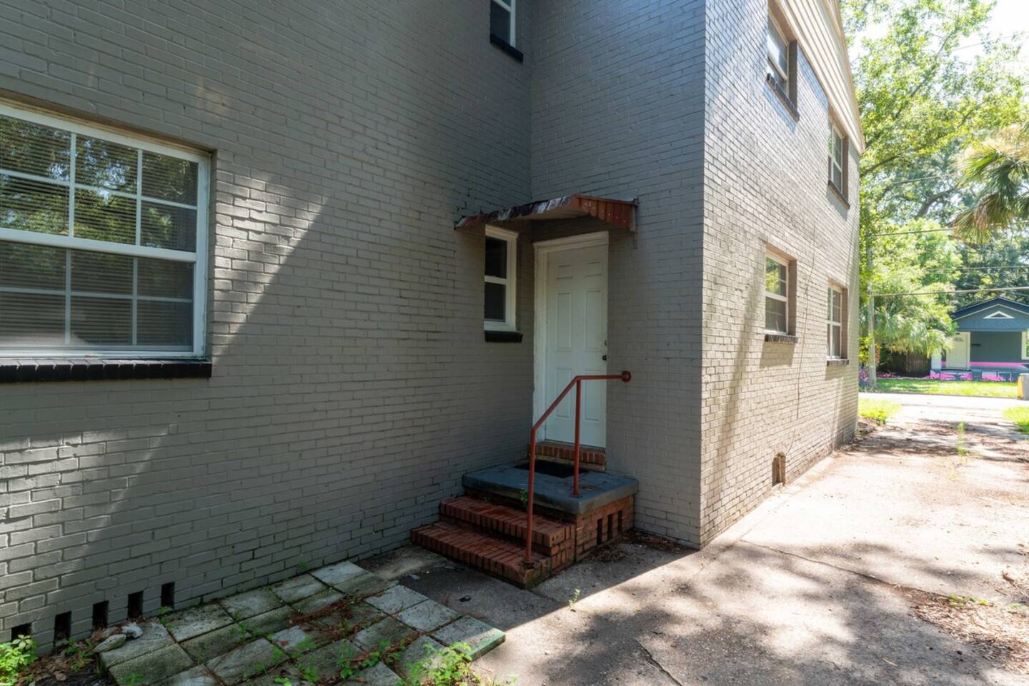 *Eclectic Escape #2*-SAN MARCO, FULL KITCHEN, WIF