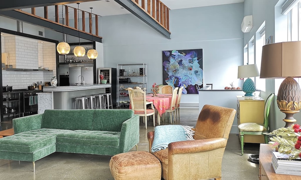 Large open plan kitchen/dining/living