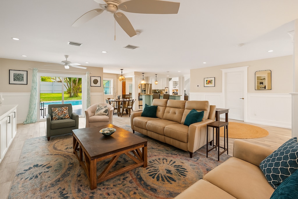 Living Room With Ample Seating