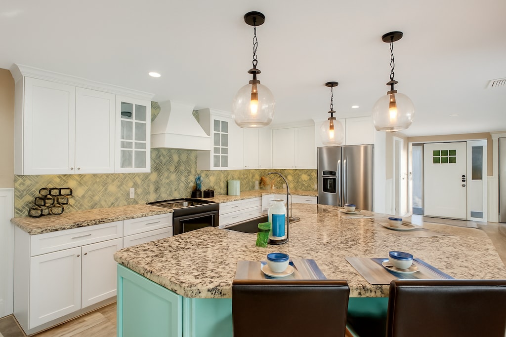 Kitchen Island seating on both sides!