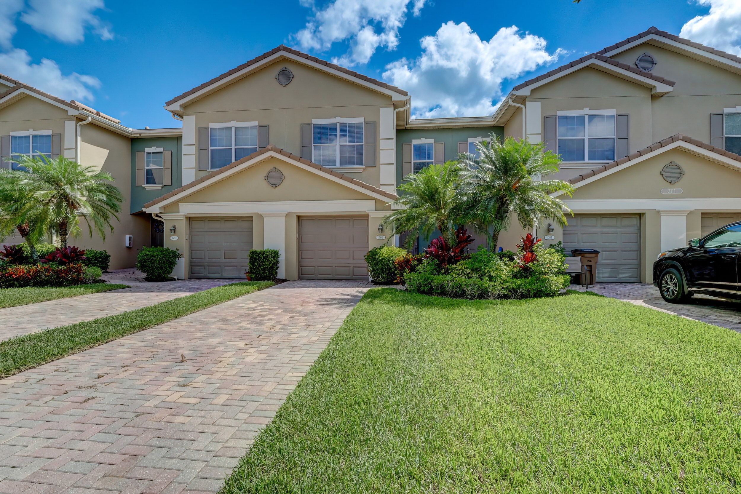 Welcome to 3111 Cottonwood Bend #1704 Managed by SW Florida Based Mike Z Rentals LLC