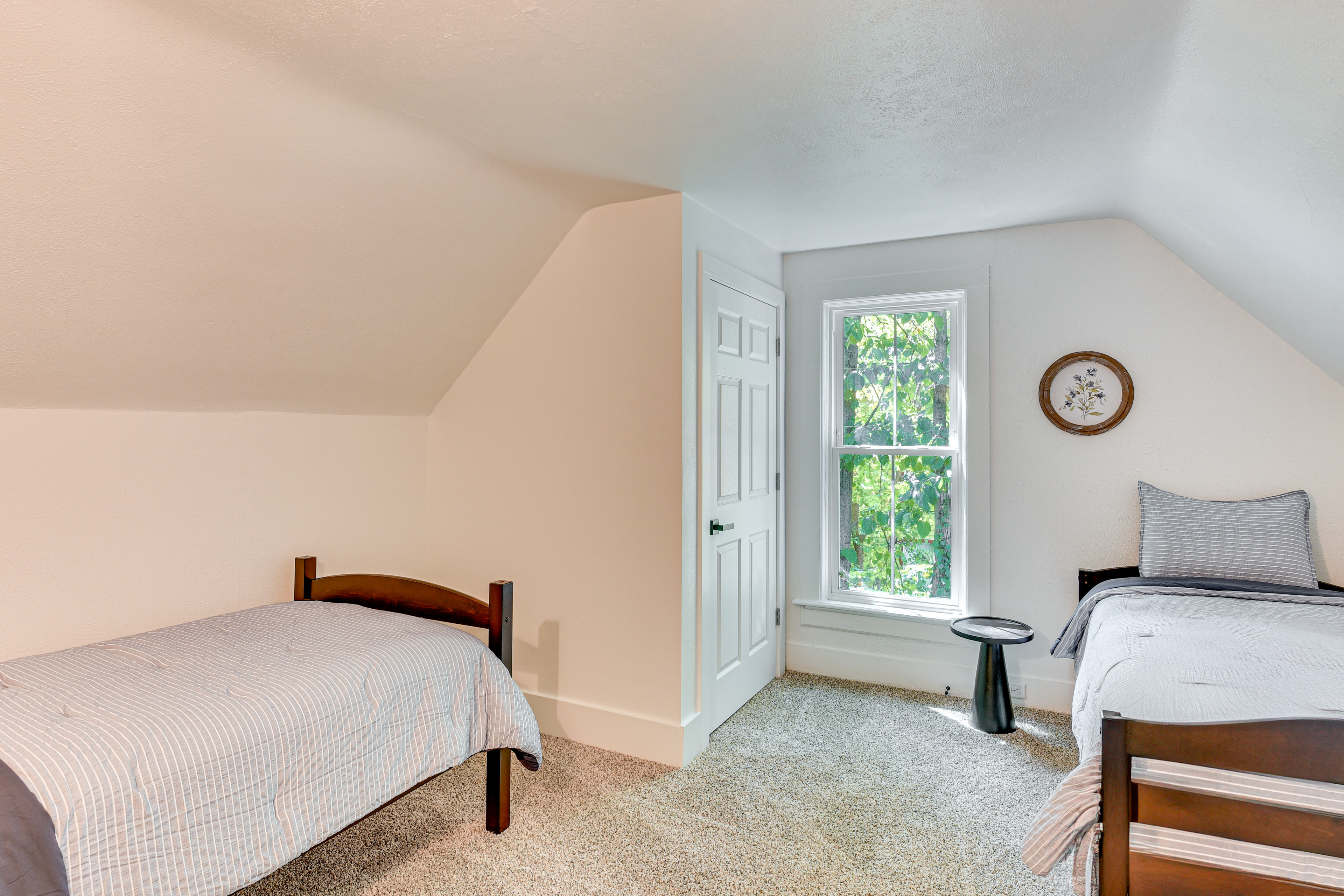 South Bend Stay Close to Notre Dame!