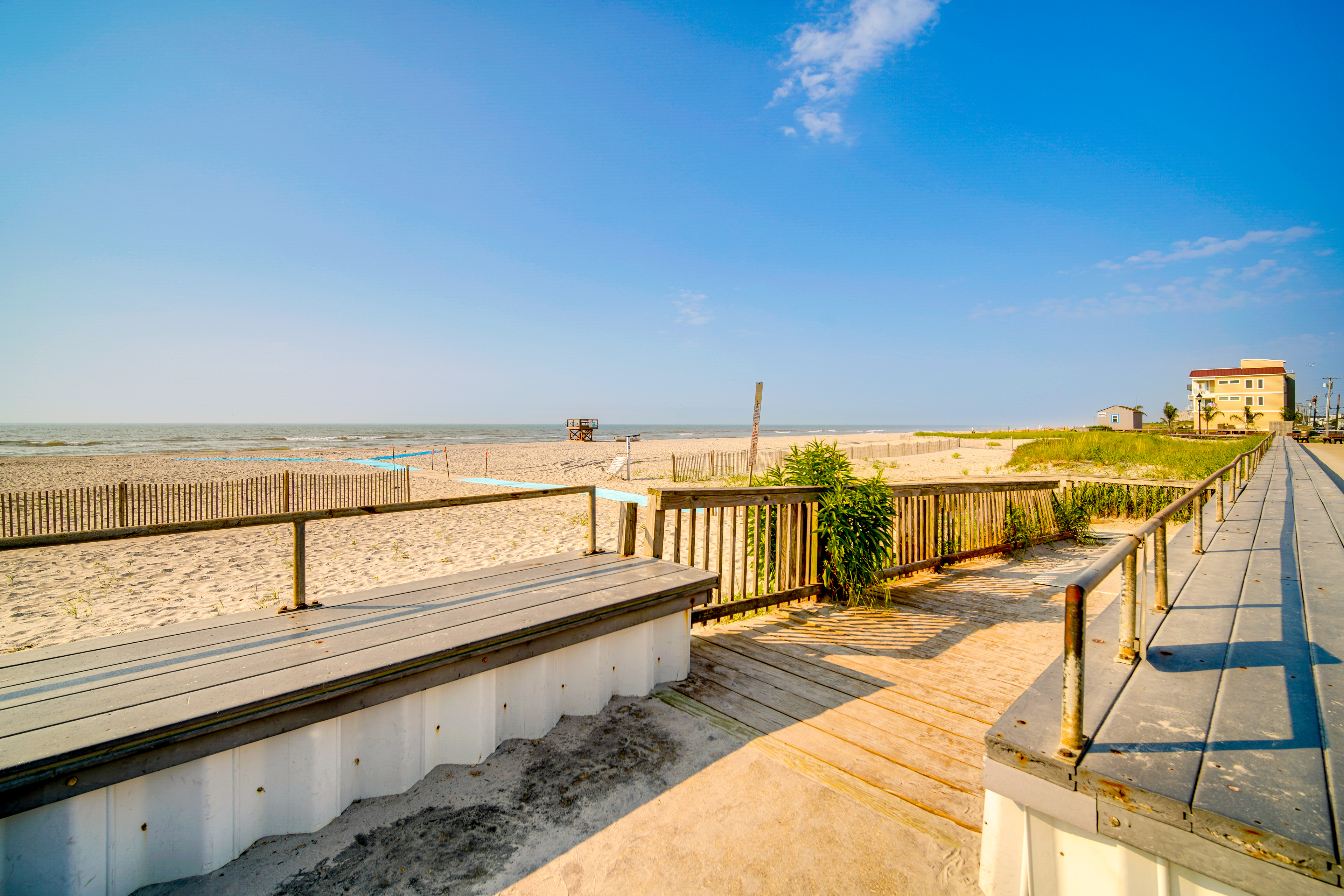 Bright Brigantine Townhome: Steps to Beach Access!