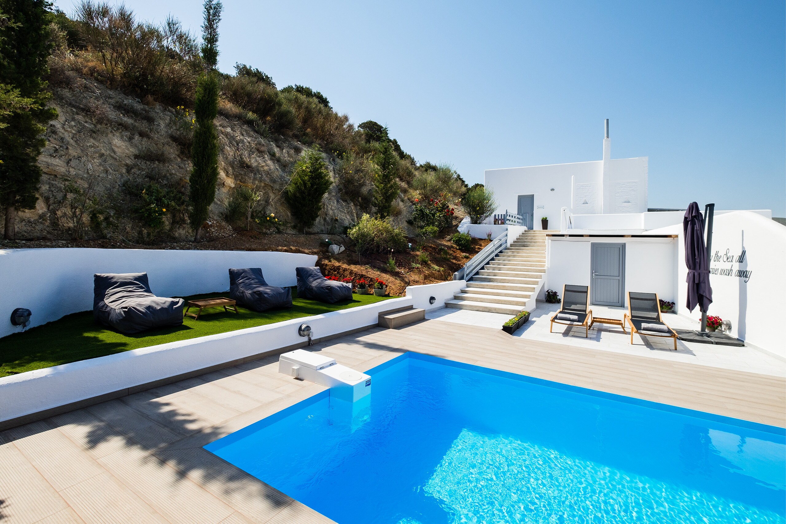 Property Image 1 - Villa Amphos