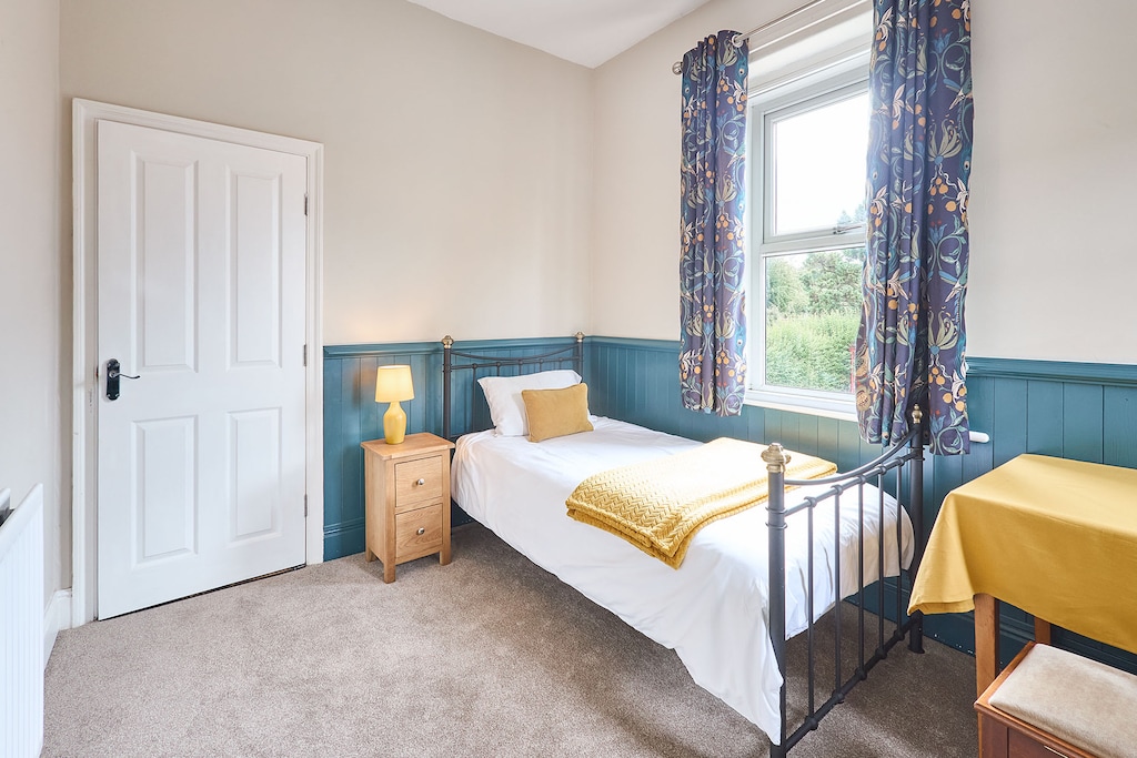 The Beeches, Hayton - Host & Stay